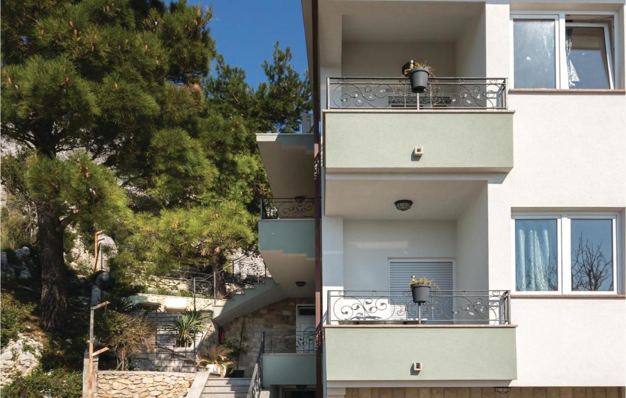 Amazing Apartment In Makarska With House Sea View Екстериор снимка